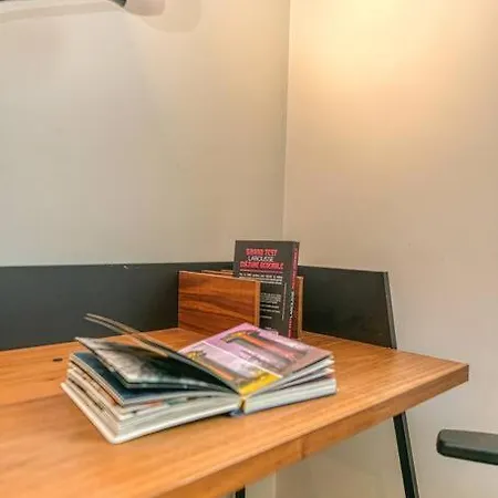 شقة Bel Appartement-garage Prive-balcon-wifi Fibre Rhut