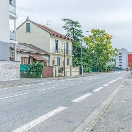 Bel Appartement-garage Prive-balcon-wifi Fibre Rhut